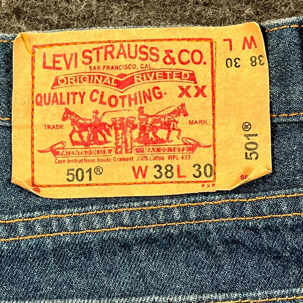 Vintage 90s Levis 501 Made in USA Straight Leg Button Fly Jeans Men 38x30 Blue